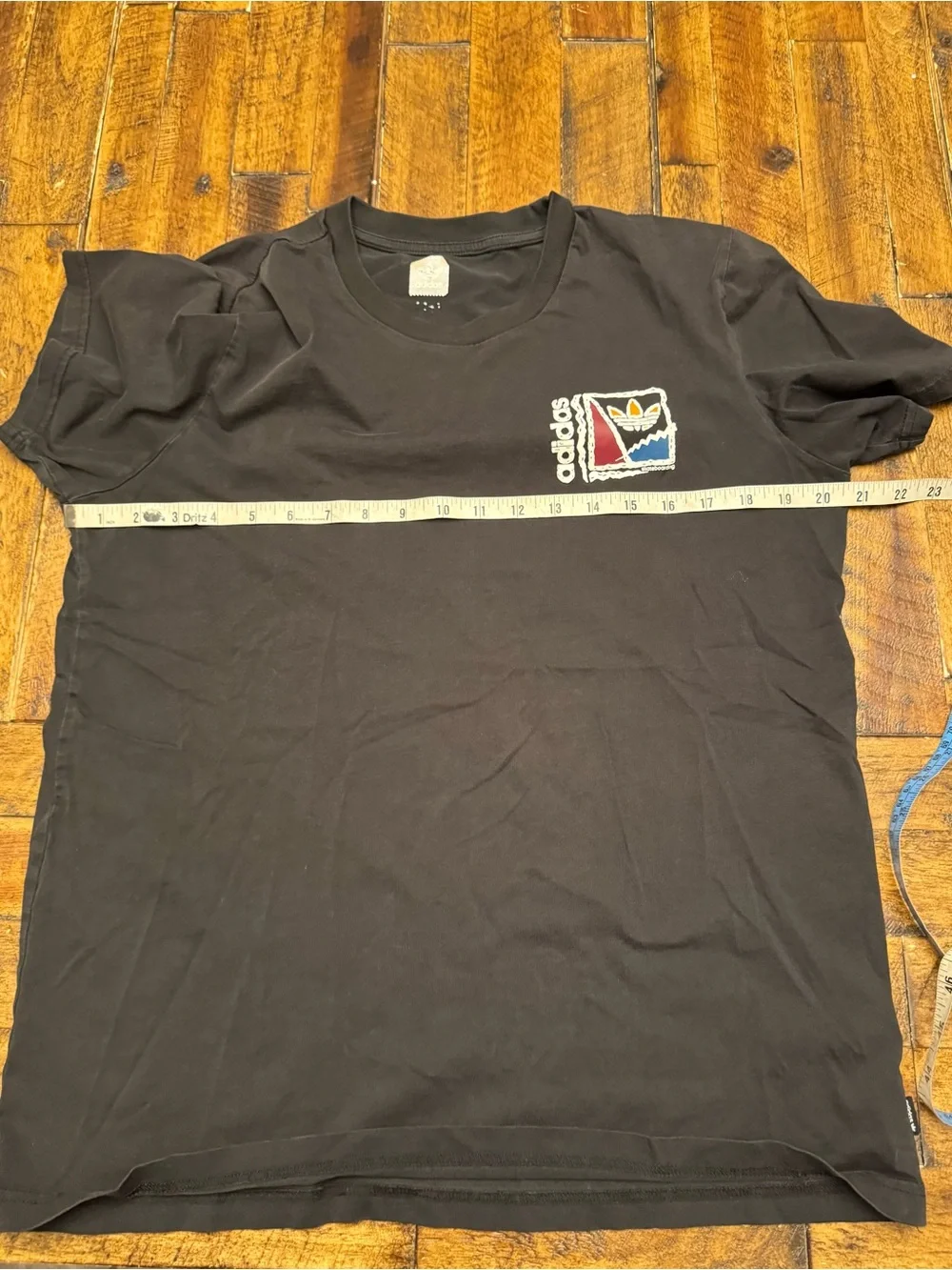 Adidas Skateboarding Trefoil Logo Graphic Tee Men's Size Small Black
